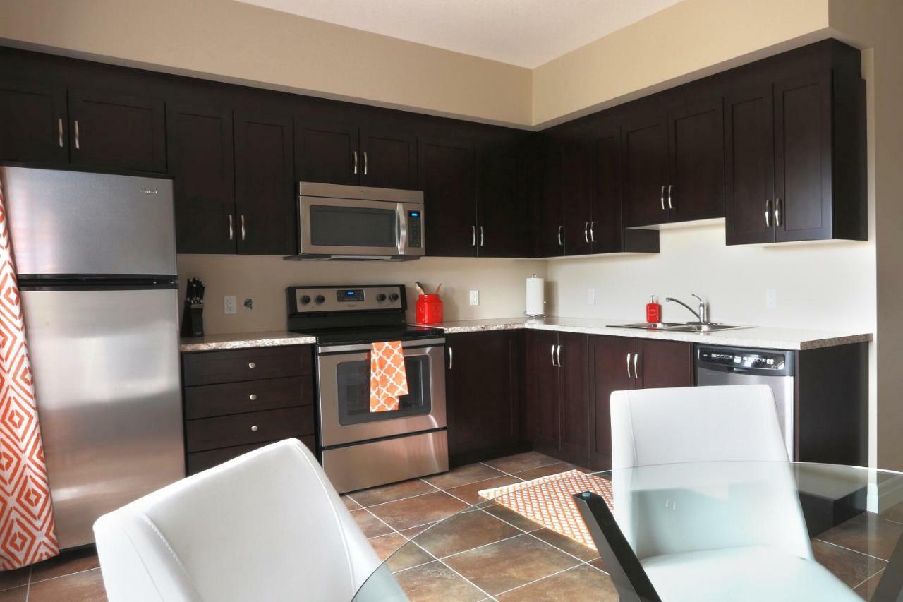 Boardwalk Homes - Executive Townhomes Kitchener Kültér fotó